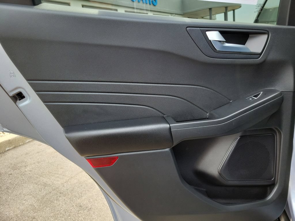 Certified 2022 Ford Escape SEL AWD/4WD image 11
