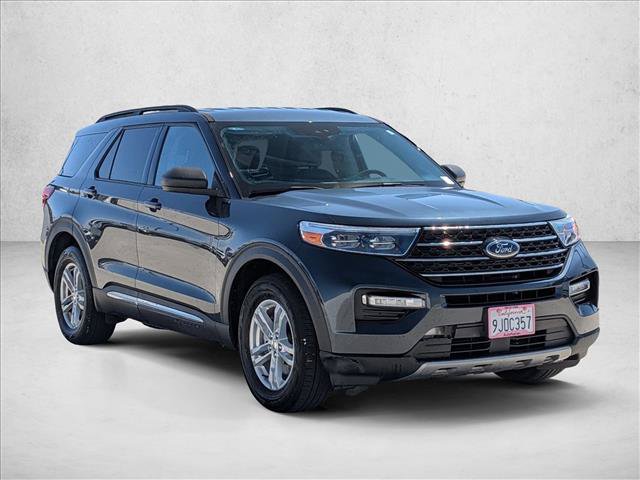 Certified 2023 Ford Explorer XLT w/ Equipment Group 202A RWD image 3