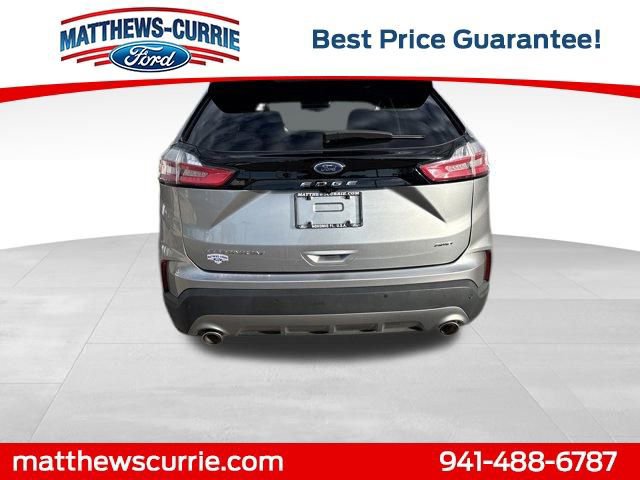 Certified 2024 Ford Edge Titanium image 3