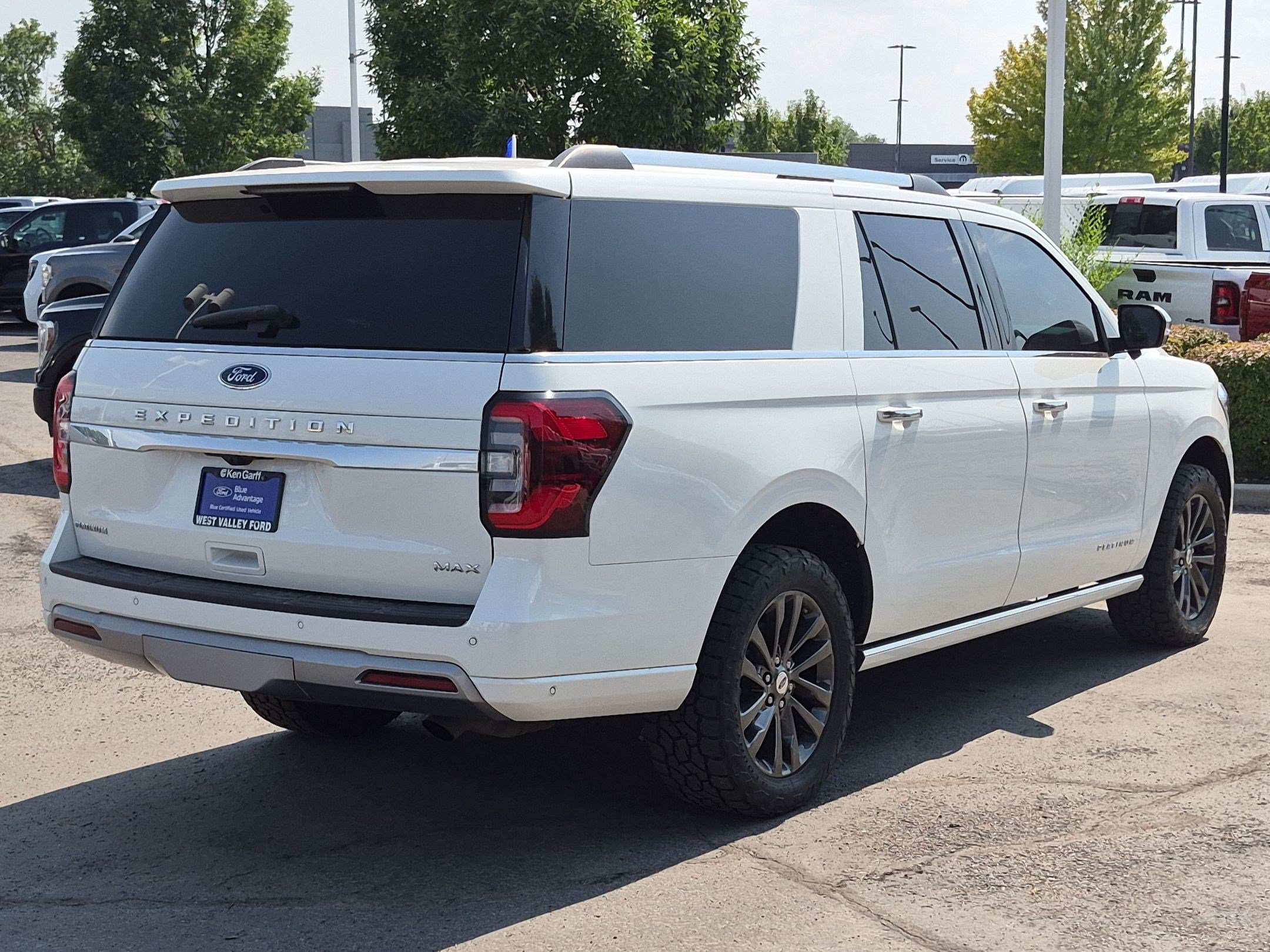 Certified 2024 Ford Expedition Max Platinum AWD/4WD image 3