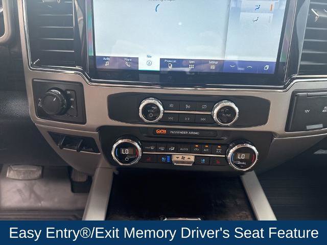 Certified 2022 Ford F250 Lariat w/ Lariat Value Package AWD/4WD image 23