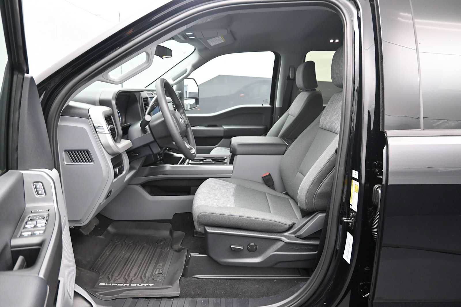Certified 2026 Ford F250 XLT w/ Tremor Off-Road Package AWD/4WD image 26