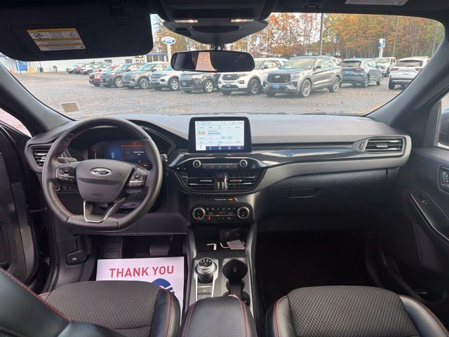 Certified 2025 Ford Escape ST-Line Select AWD/4WD image 31