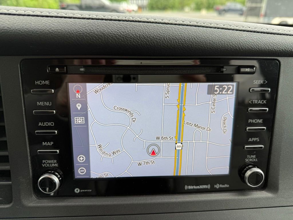 Used 2019 Toyota Sienna XLE w/ XLE Navigation Package AWD/4WD image 18