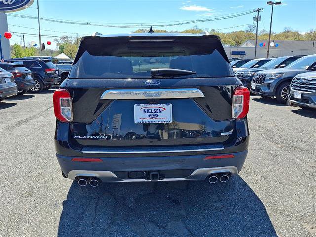 Certified 2020 Ford Explorer Platinum w/ Premium Technology Package AWD/4WD image 7