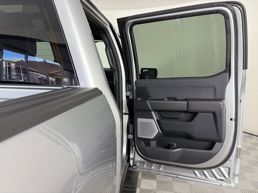 Certified 2025 Ford F150 Lariat w/ Equipment Group 502A High image 30