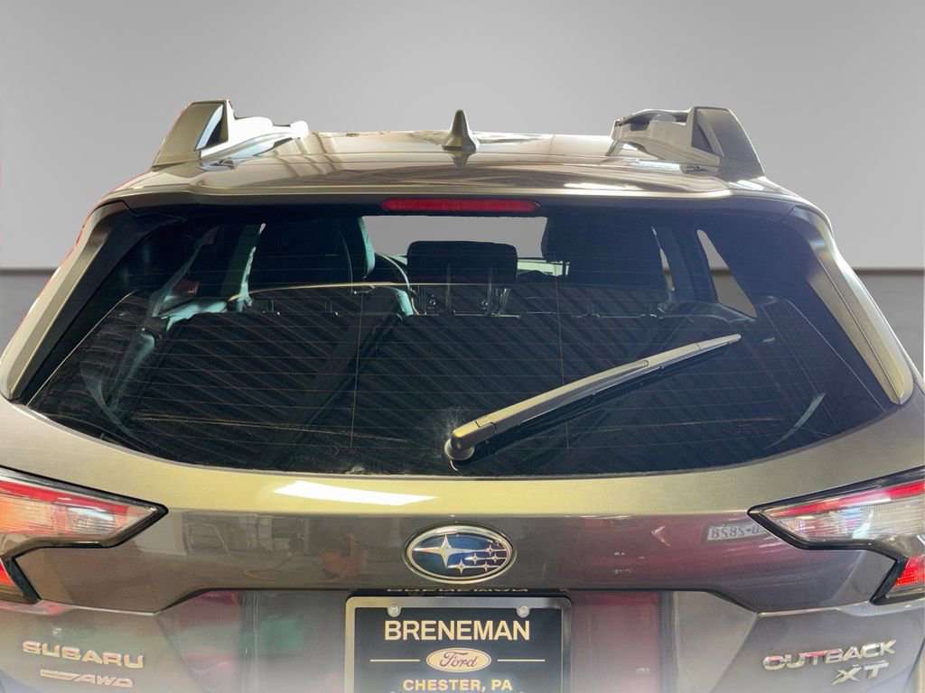 Used 2025 Subaru Outback Limited XT AWD/4WD image 18