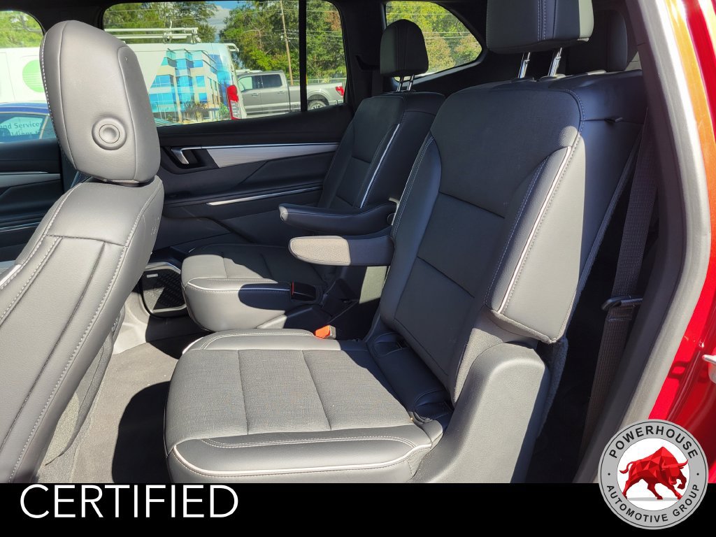 Used 2025 Buick Enclave Preferred AWD/4WD image 15