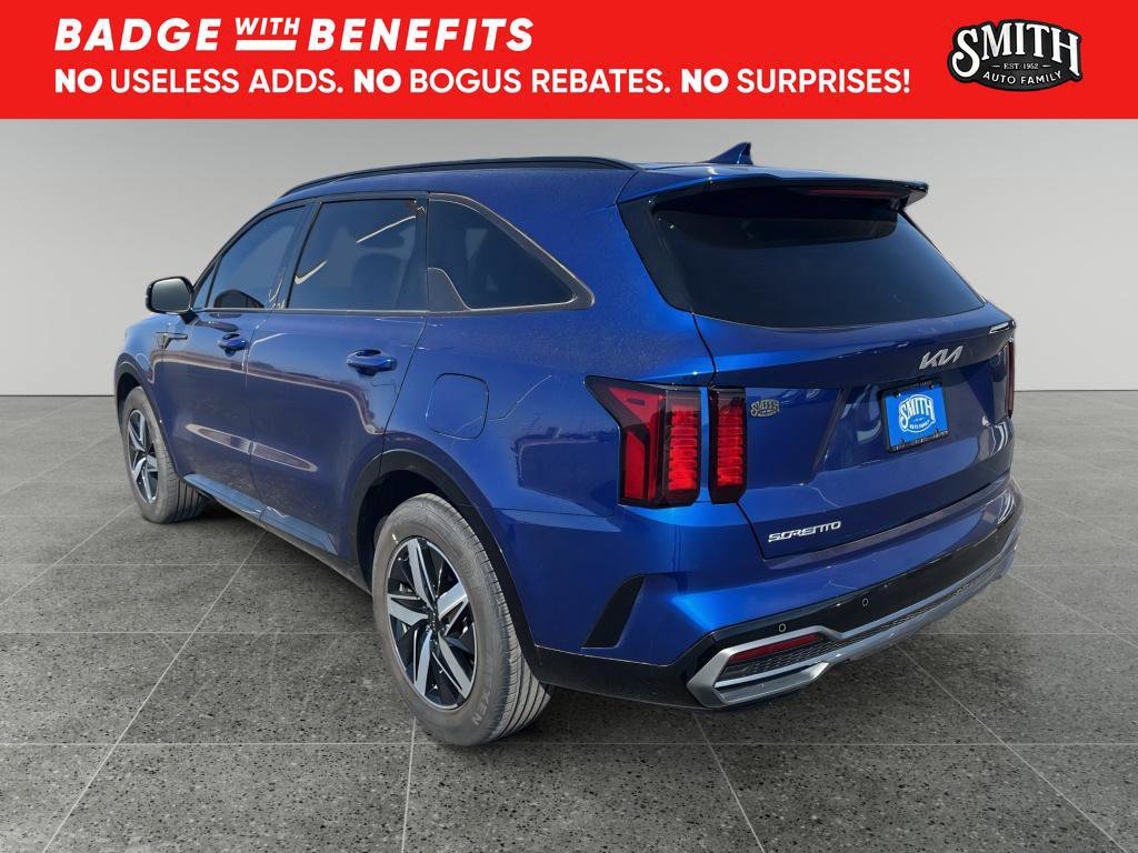 Used 2023 Kia Sorento S FWD image 3