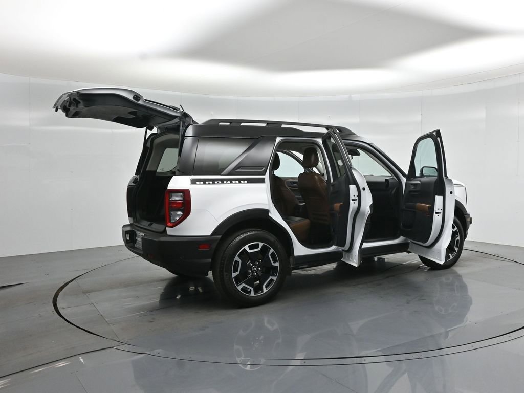 Certified 2024 Ford Bronco Sport Outer Banks w/ Topo Graphic Package AWD/4WD image 5