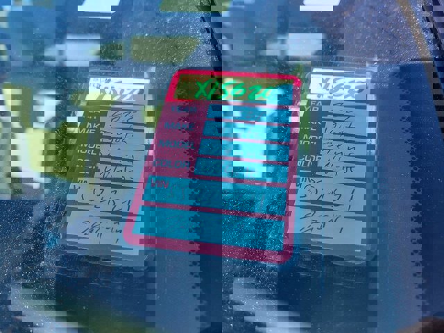 Used 2025 Toyota Sienna XSE image 32