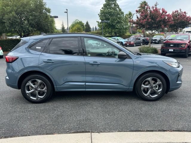Certified 2023 Ford Escape ST-Line w/ Equipment Group 301A FWD image 6
