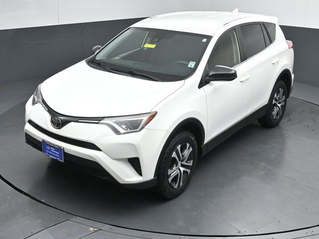 Used 2018 Toyota RAV4 LE w/ All Weather Liner Package AWD/4WD image 4