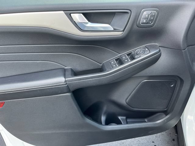 Certified 2022 Ford Escape SEL w/ Technology Package FWD image 24