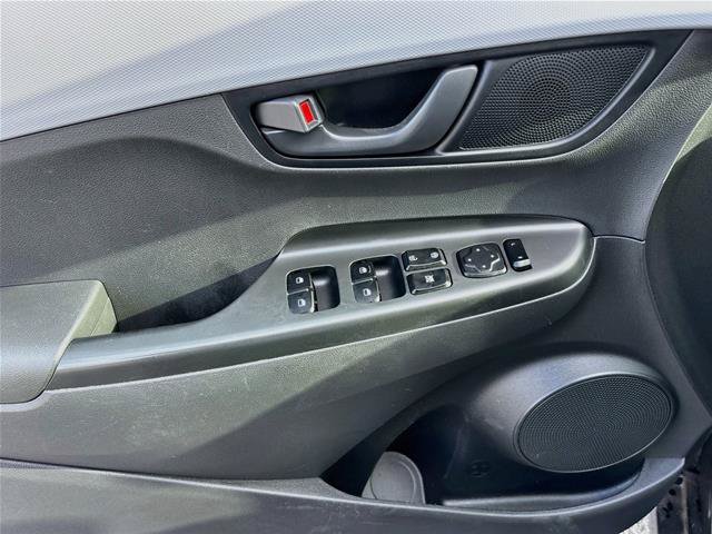 Used 2020 Hyundai Kona SE FWD image 18