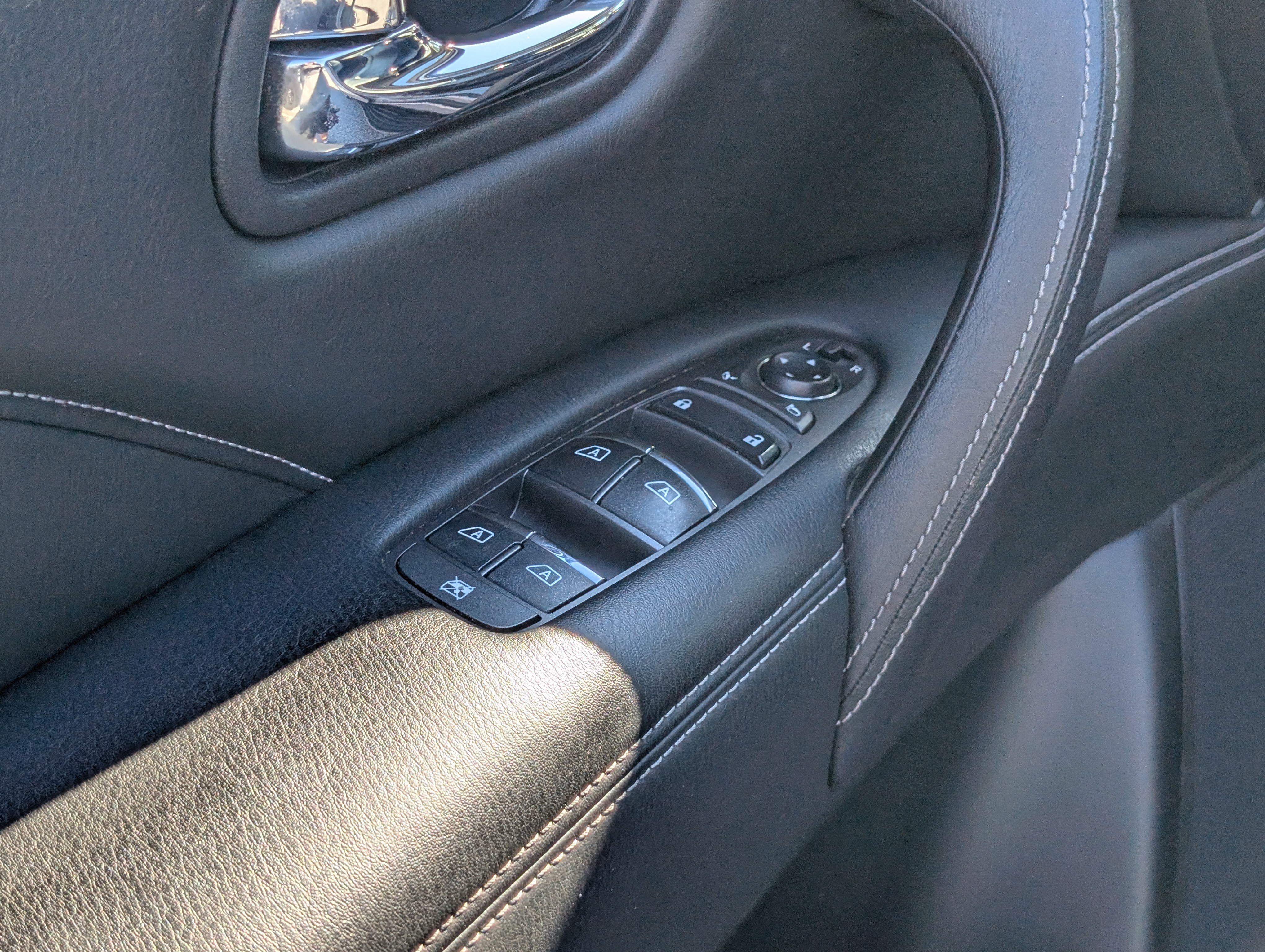 Used 2019 INFINITI QX80 Luxe w/ Proassist Package AWD/4WD image 24