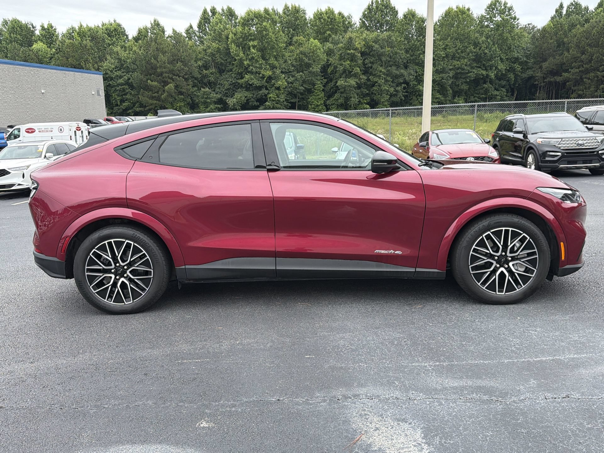 Certified 2025 Ford Mustang Mach-E Premium AWD/4WD image 11