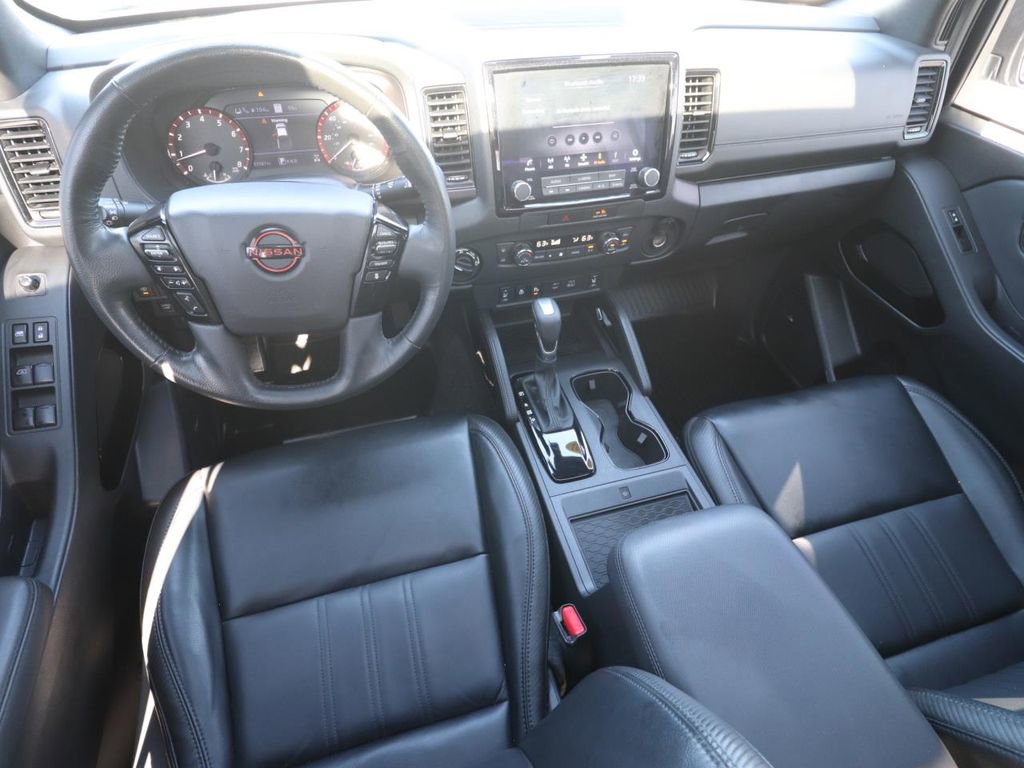 Used 2022 Nissan Frontier PRO-4X w/ Pro-4X Premium Package AWD/4WD image 9