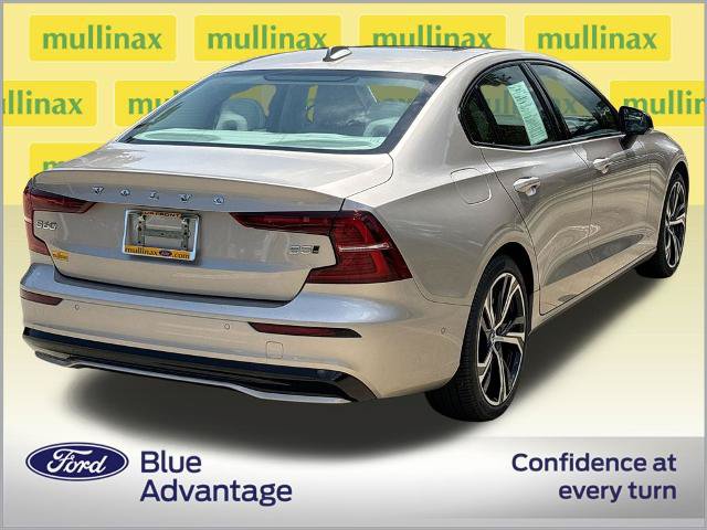Used 2024 Volvo S60 B5 Plus AWD/4WD image 4