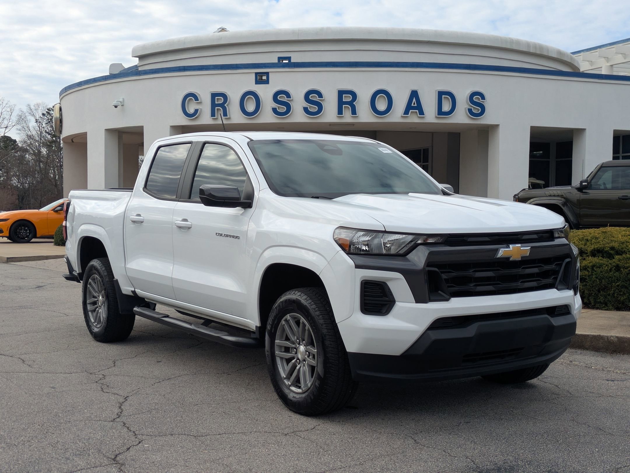 Used 2023 Chevrolet Colorado LT image 5