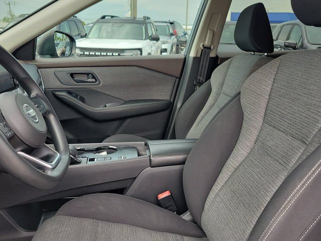 Used 2021 Nissan Rogue S FWD image 21