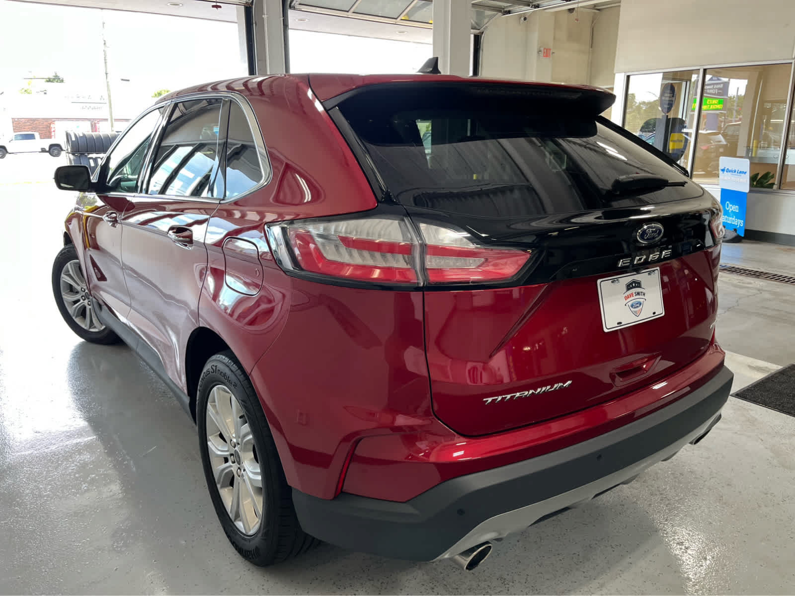 Certified 2023 Ford Edge Titanium w/ Equipment Group 301A AWD/4WD image 5