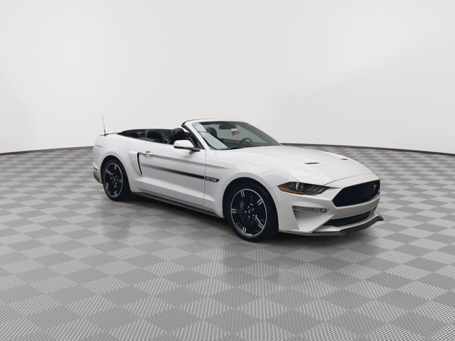 Certified 2019 Ford Mustang GT Premium w/ Equipment Group 401A RWD image 34