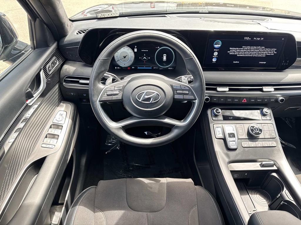 Used 2025 Hyundai Palisade Calligraphy AWD/4WD image 11