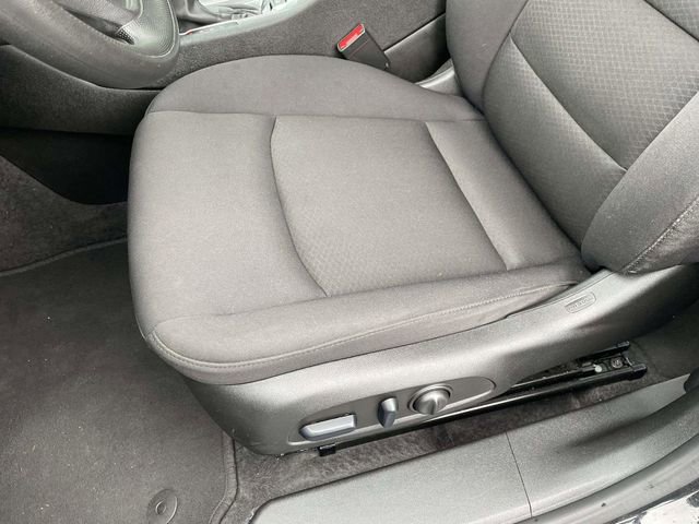 Used 2025 Chevrolet Malibu LT FWD image 8