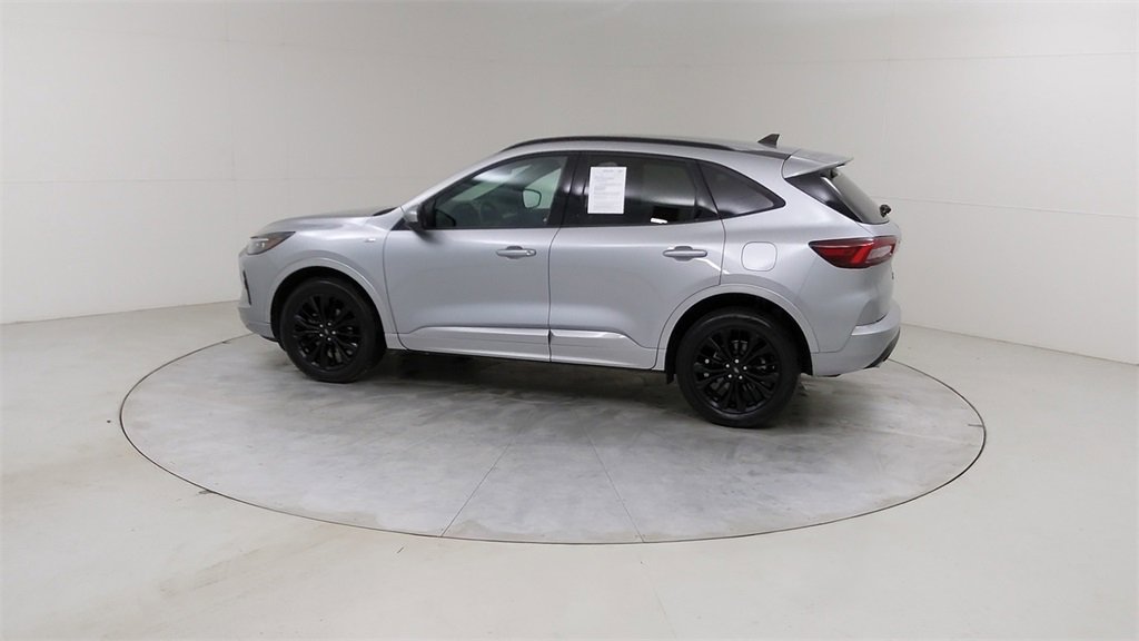 Certified 2023 Ford Escape ST-Line Elite image 17