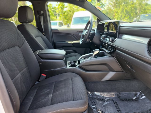 Used 2023 Chevrolet Colorado LT w/ LT Convenience Package II AWD/4WD image 11