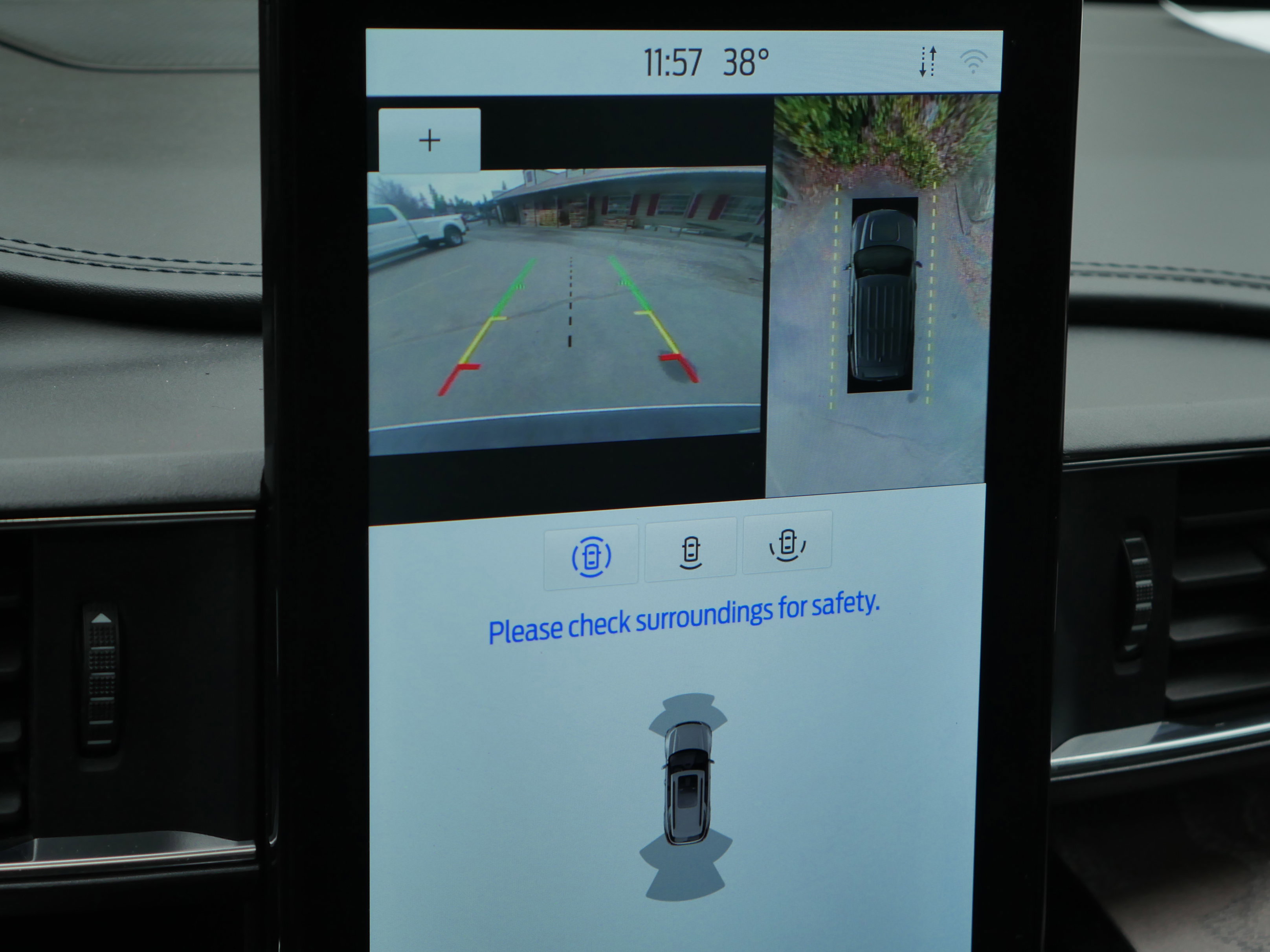 Certified 2021 Ford Explorer Platinum image 19