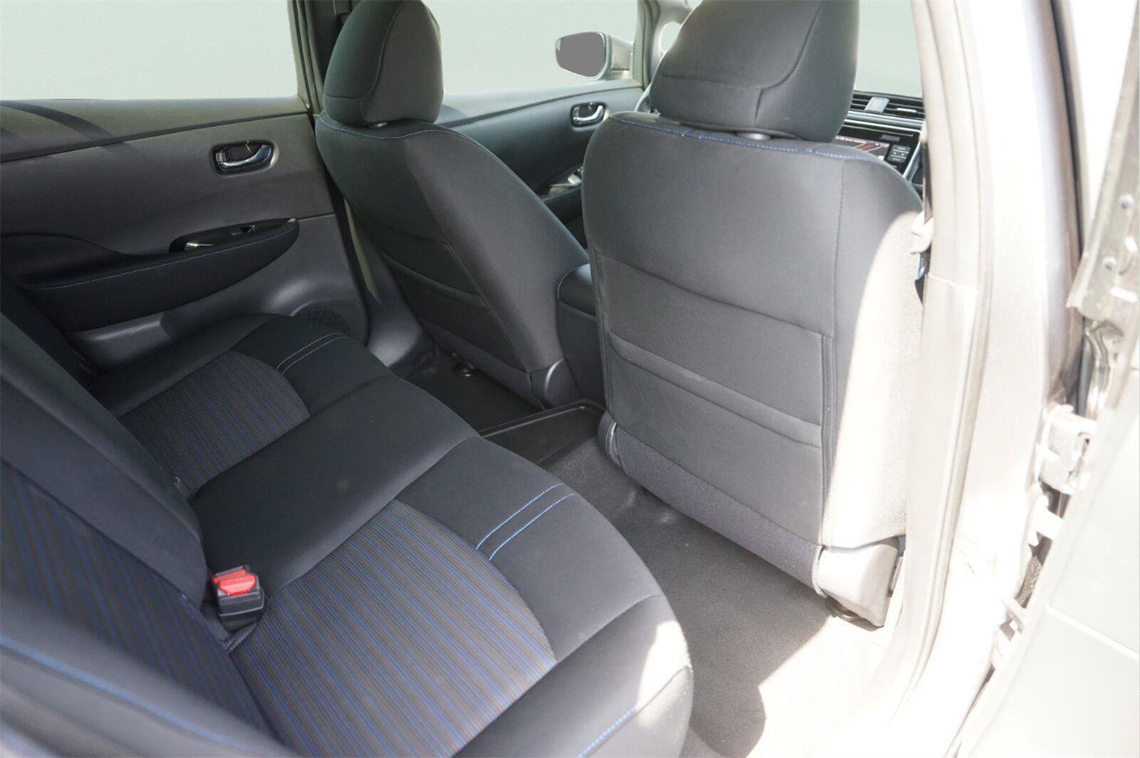 Used 2018 Nissan Leaf SV FWD image 14