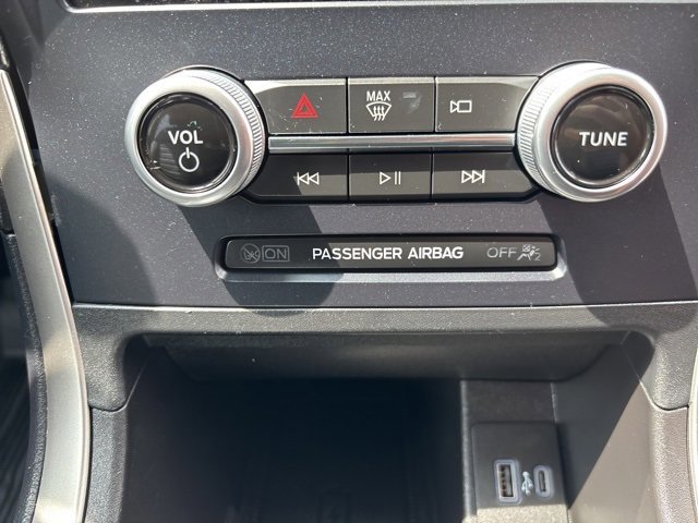 Certified 2023 Ford Edge SEL w/ Convenience Package image 16