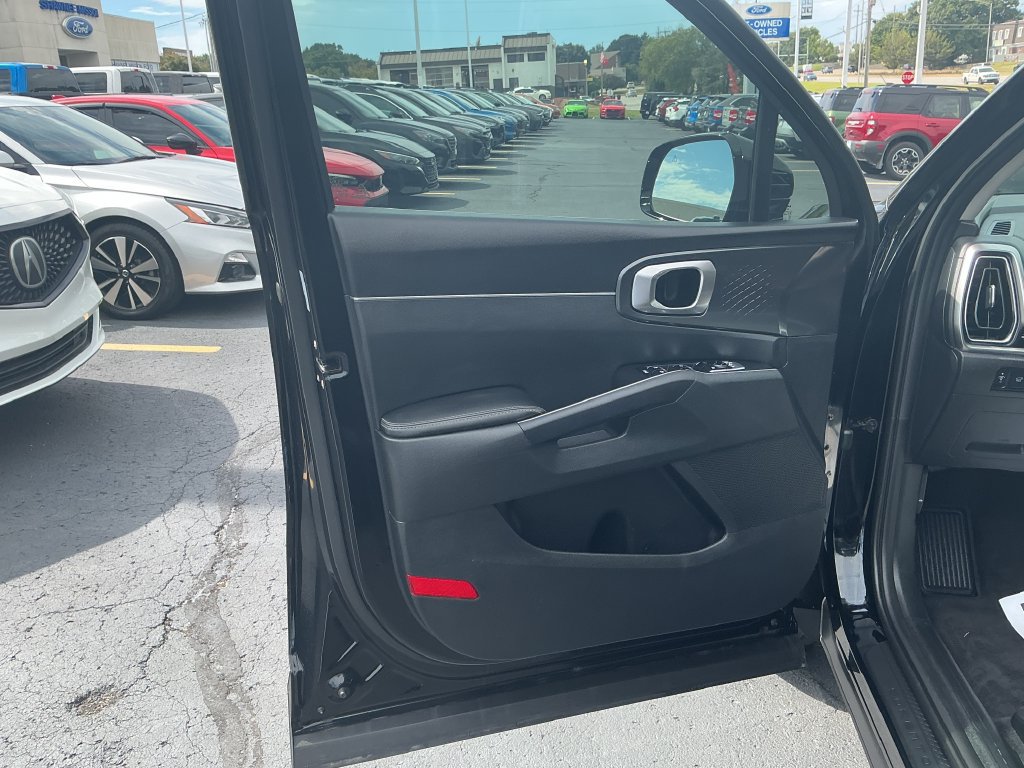 Used 2025 Kia Sorento EX w/ Panoramic Sunroof Package AWD/4WD image 25