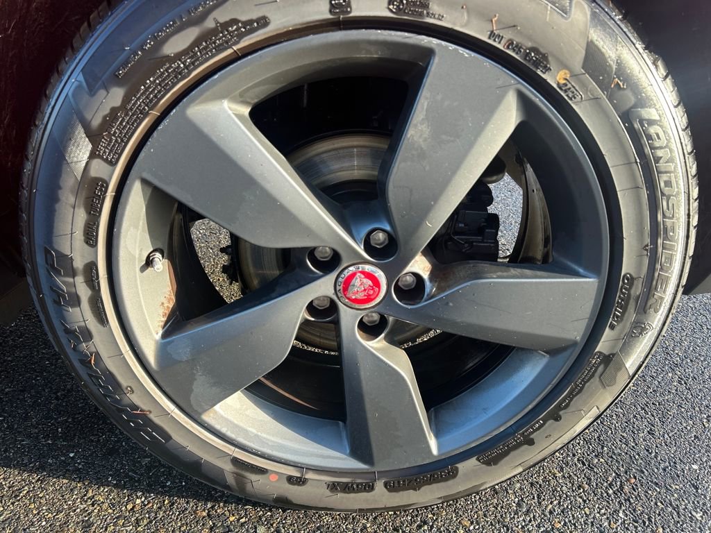 Used 2020 Jaguar E-PACE Checkered Flag image 13