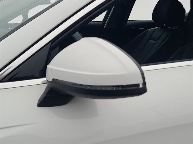 Used 2022 Audi A4 2.0T Premium image 27