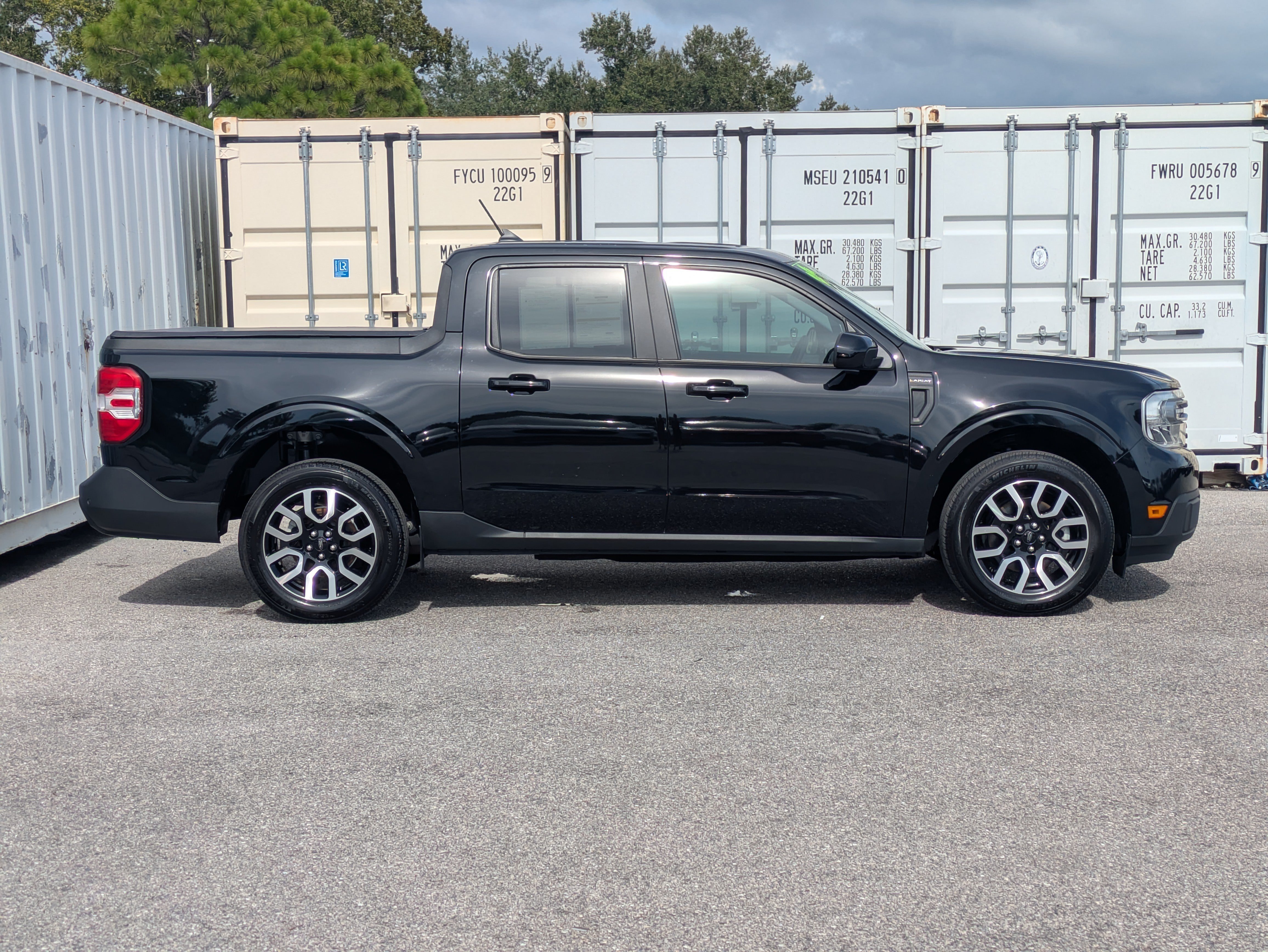 Certified 2024 Ford Maverick Lariat FWD image 4