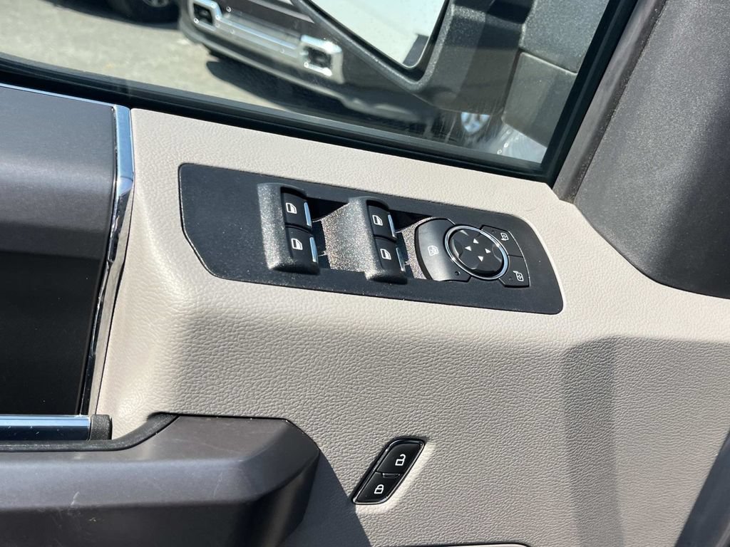 Certified 2020 Ford F150 2WD SuperCrew image 31