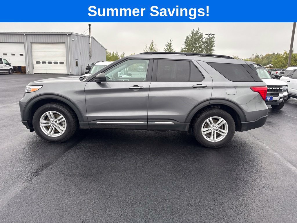 Certified 2021 Ford Explorer XLT w/ Equipment Group 202A AWD/4WD image 4