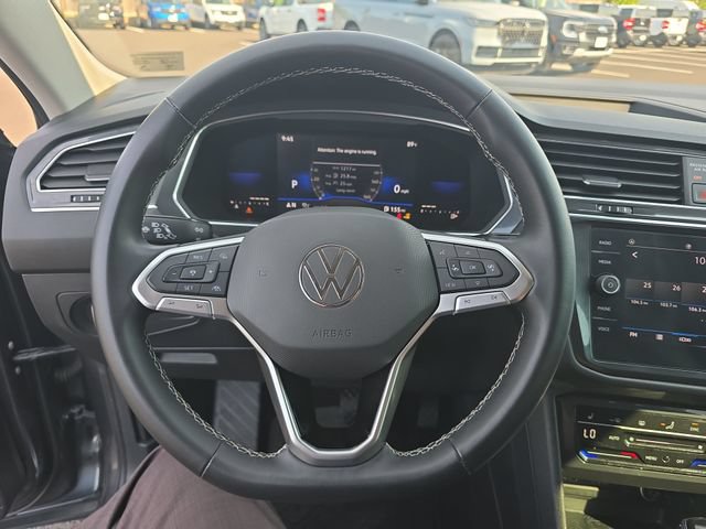 Used 2022 Volkswagen Tiguan SE FWD image 14