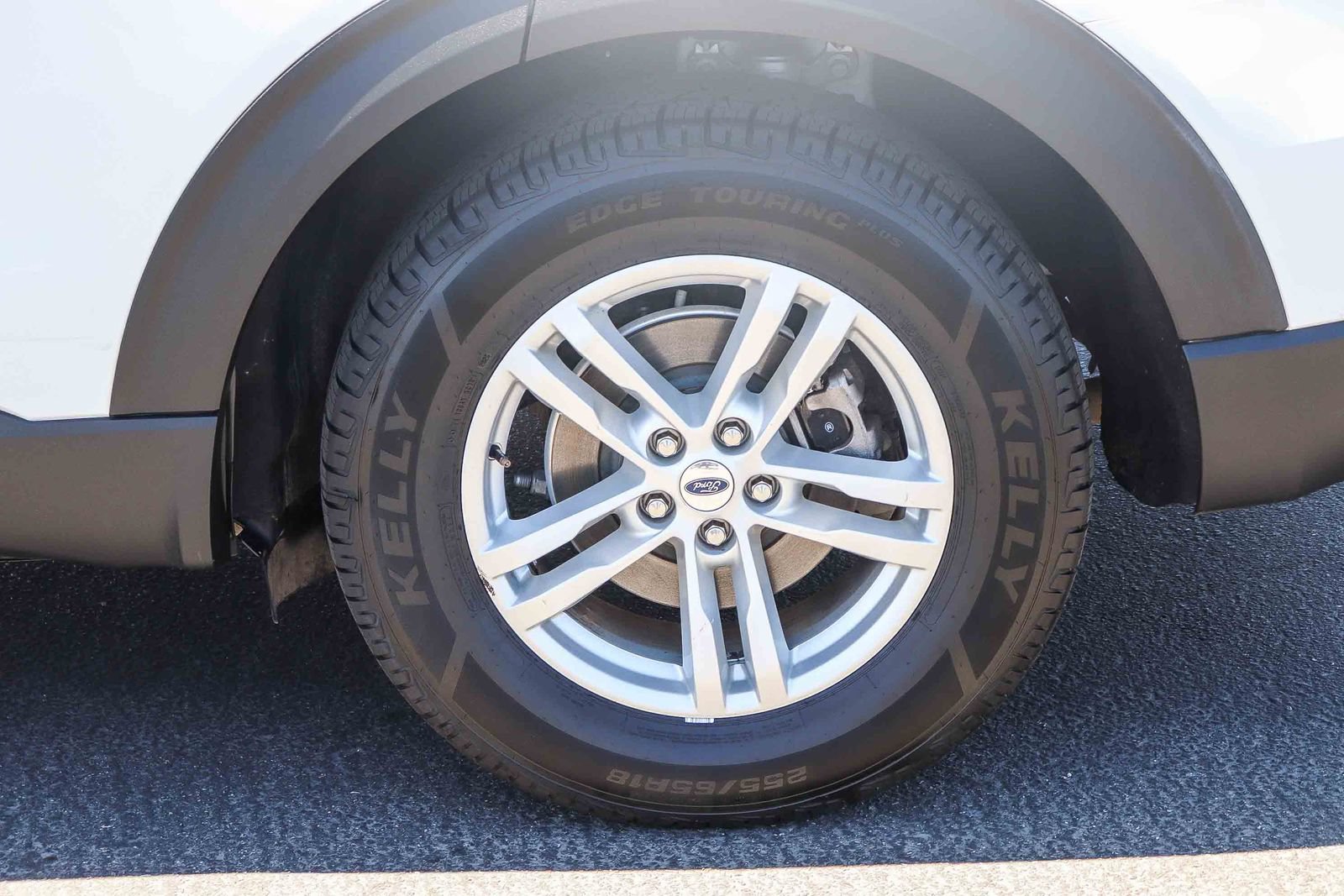 Certified 2022 Ford Explorer XLT w/ Equipment Group 202A RWD image 8