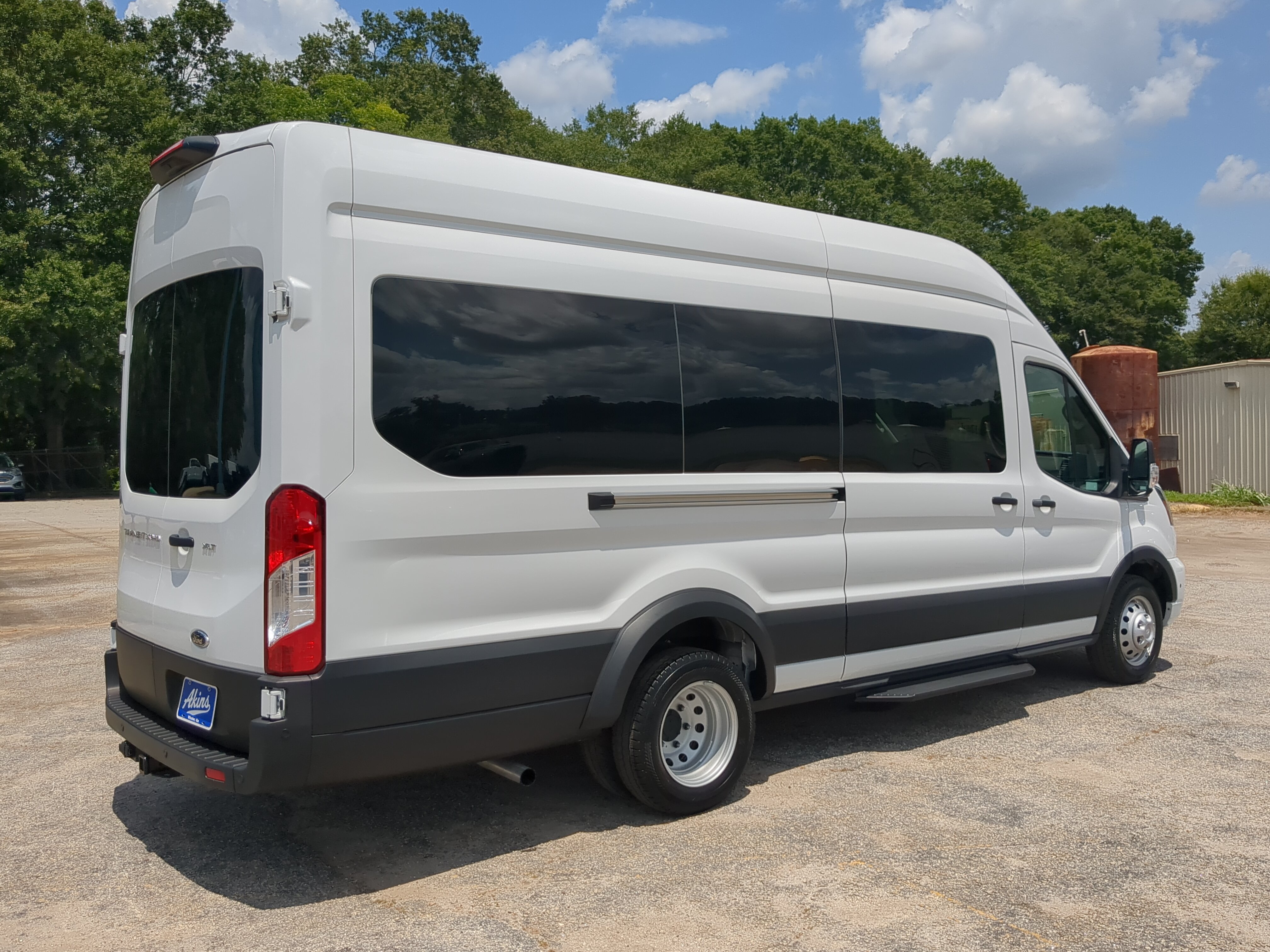 Certified 2025 Ford Transit 350 XLT RWD image 3
