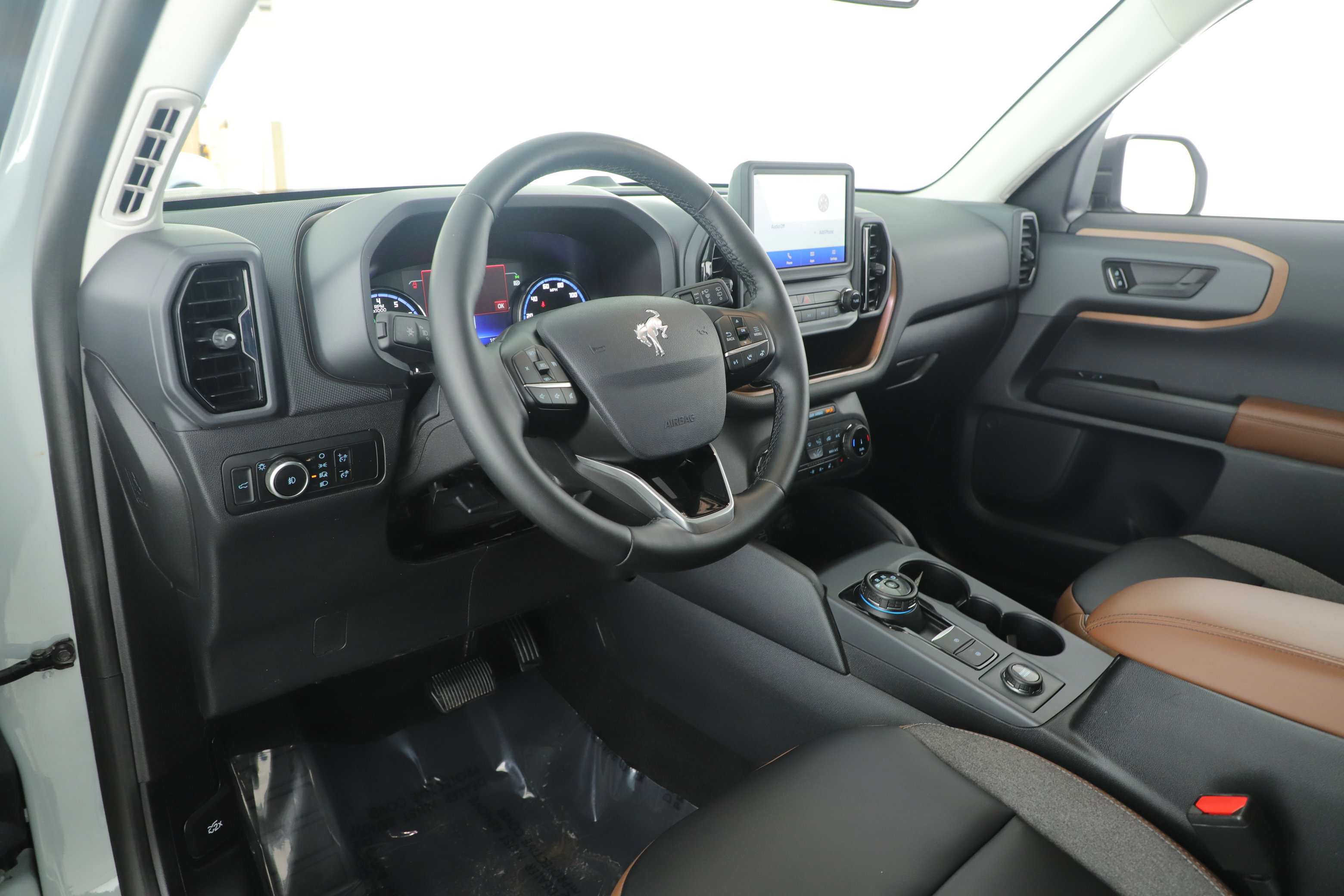 Certified 2024 Ford Bronco Sport Outer Banks image 6