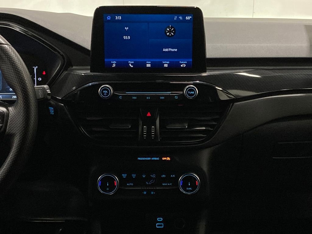 Certified 2023 Ford Escape ST-Line image 18