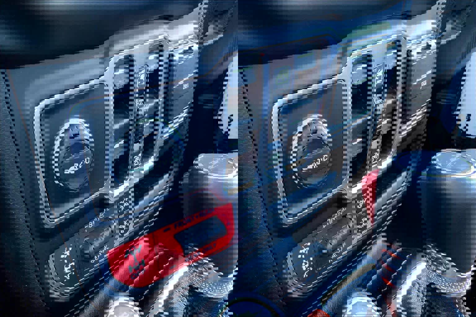 Used 2020 Jeep Gladiator Rubicon image 35