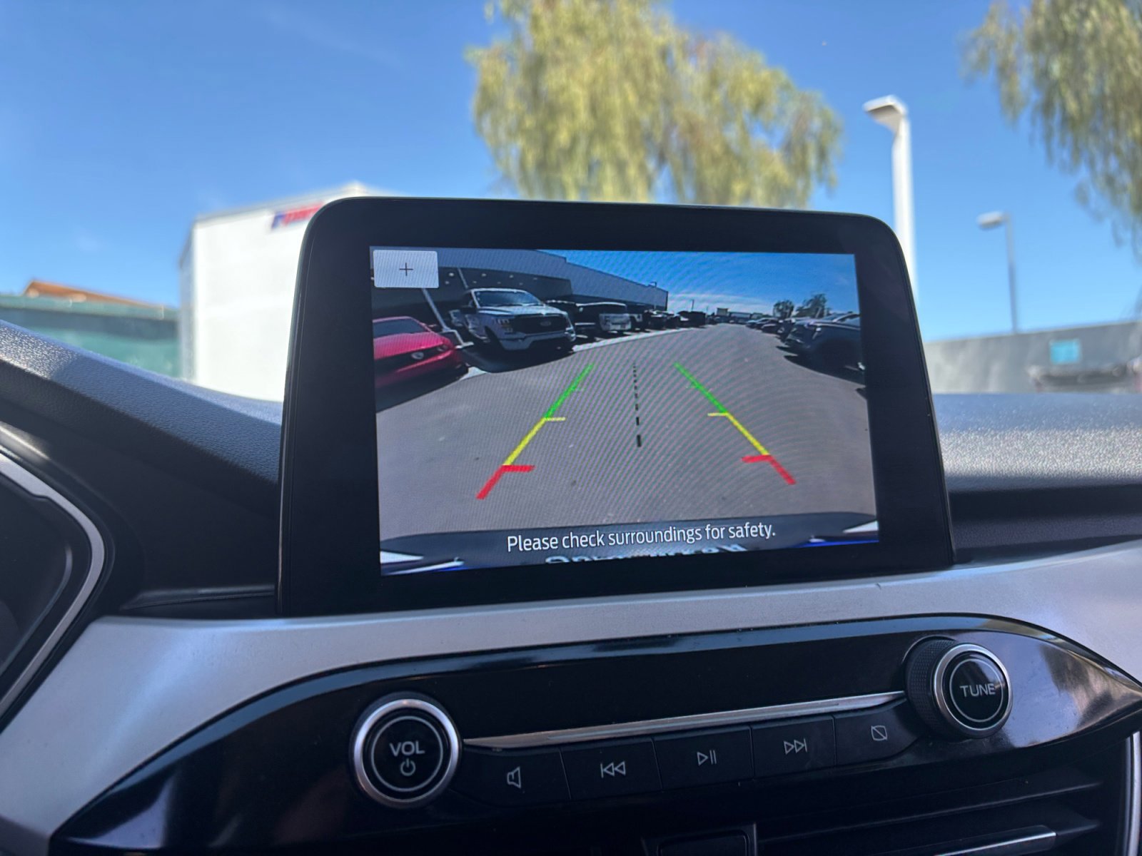 Certified 2021 Ford Escape SE image 28