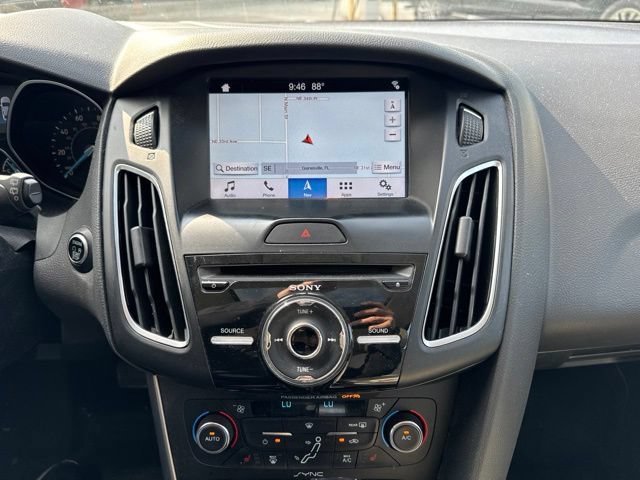 Certified 2017 Ford Focus Titanium FWD image 21
