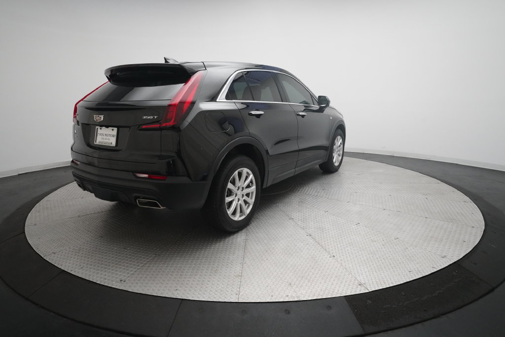 Used 2022 Cadillac XT4 Luxury w/ Cold Weather Package AWD/4WD image 35