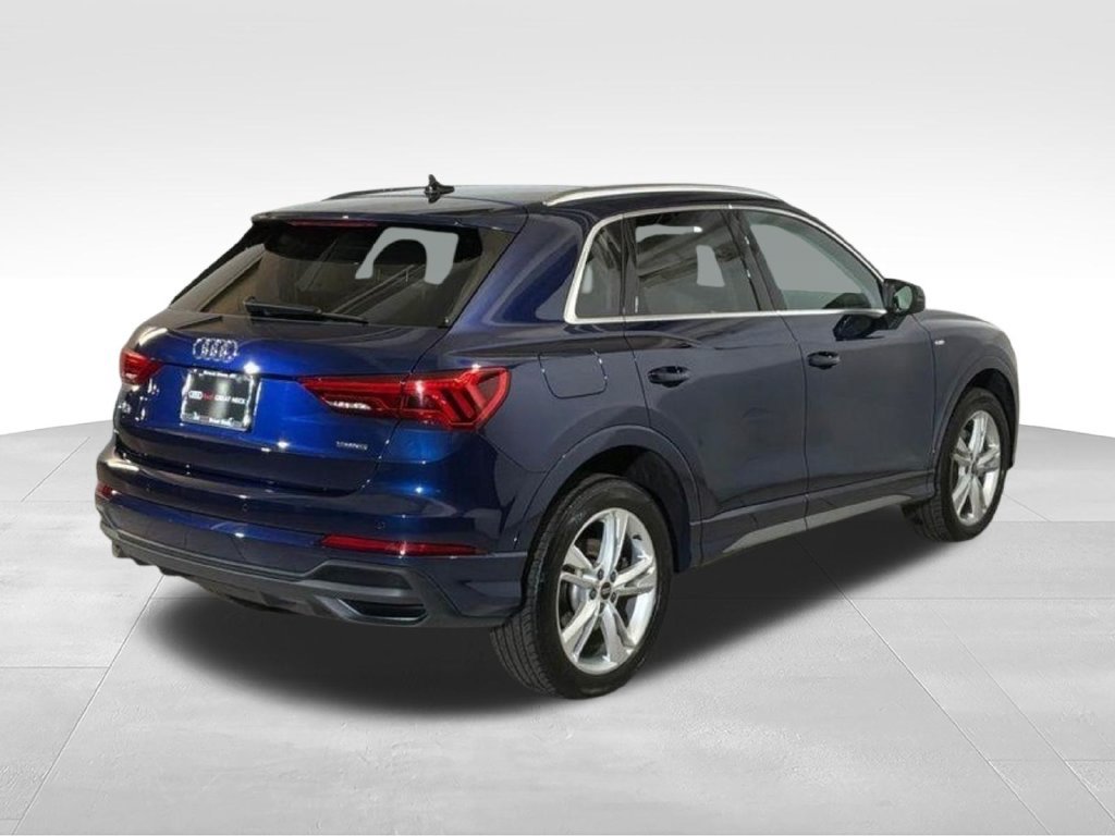 Used 2023 Audi Q3 2.0T Premium Plus w/ Premium Plus Package AWD/4WD image 8